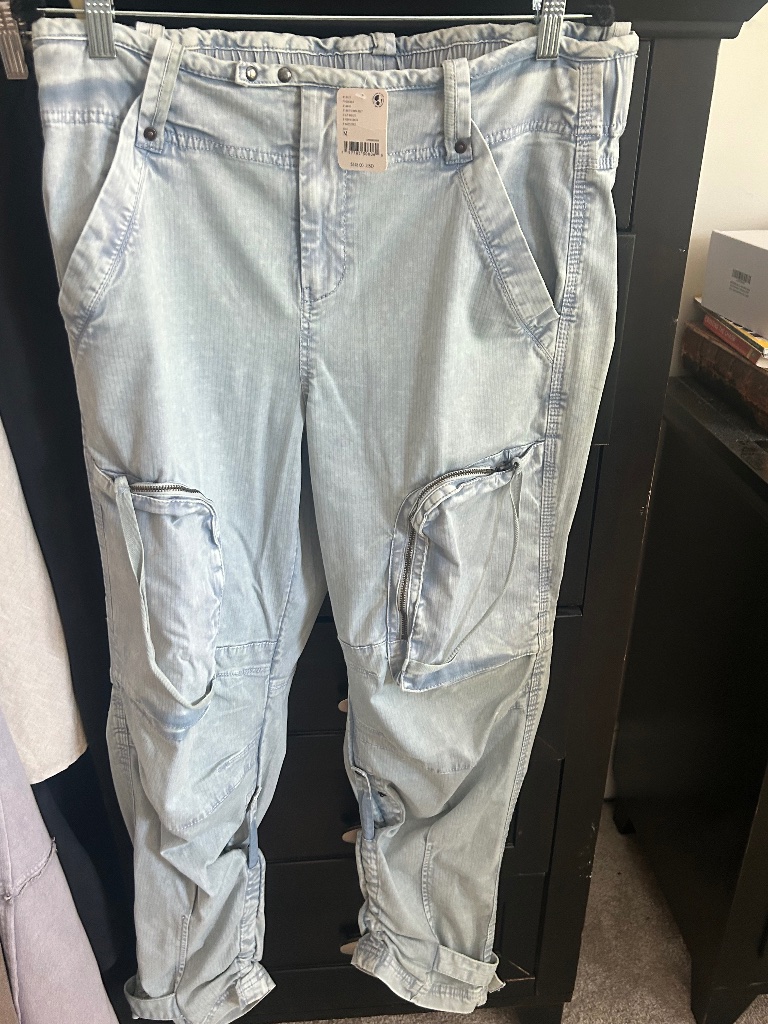 We The Free People Can't Compare Slouch Cargo M Nwt Beige Light Blue Boho